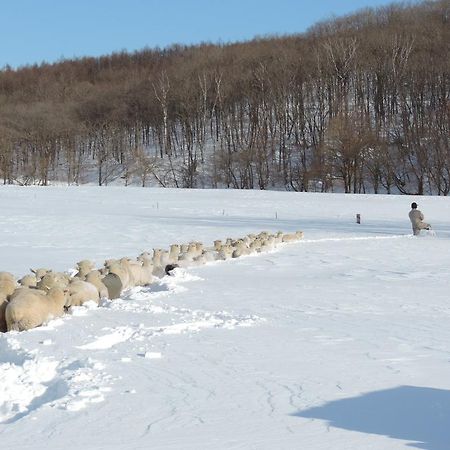 Вілла Yorkshire Farm Shintoku Екстер'єр фото